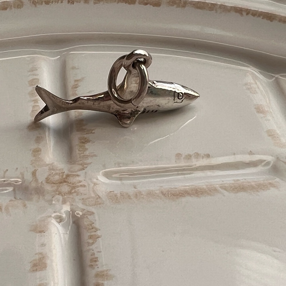 Shark Charm Pendant Vintage Sterling Silver 925 NOS - Picture 3 of 6